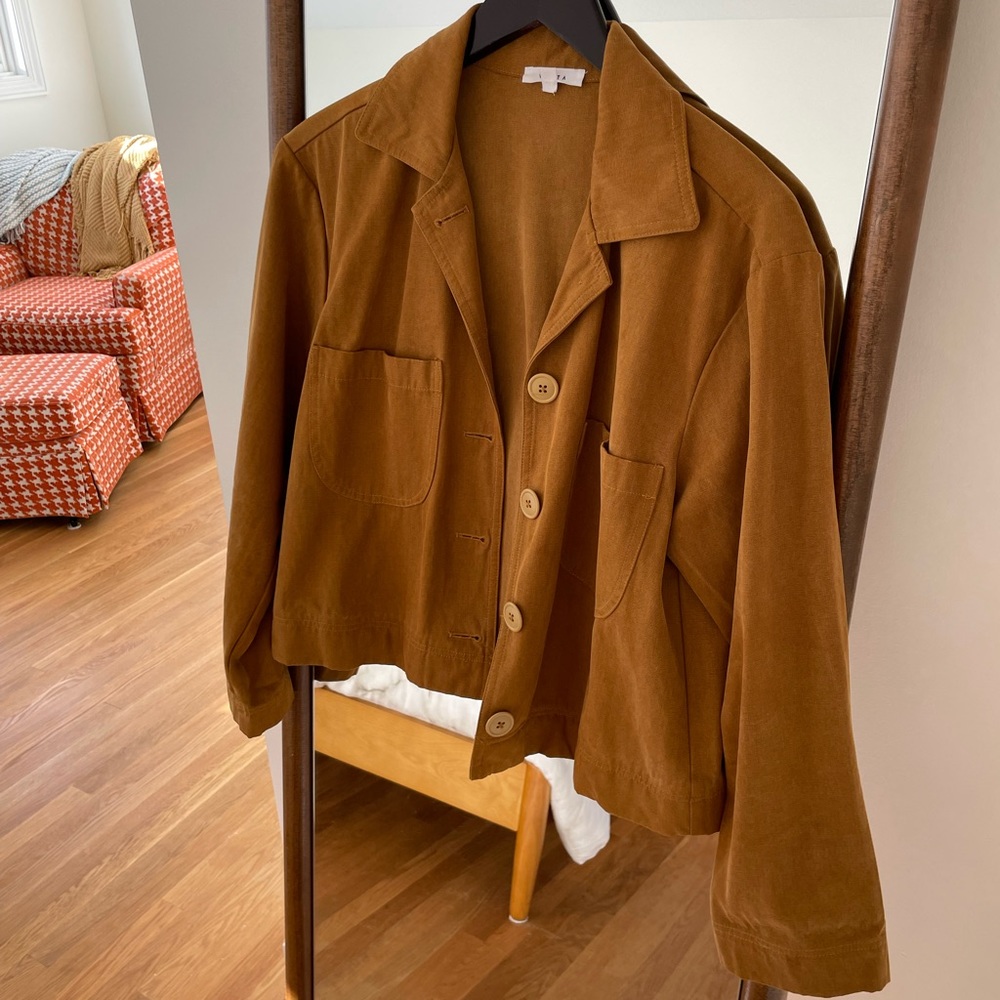 VETTA SMALL tan adjustable length jacket